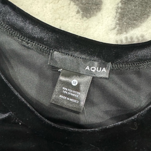 Women’s Aqua Tshirt with bottom Knot - black - sz medium - NWT - Picture 5 of 9